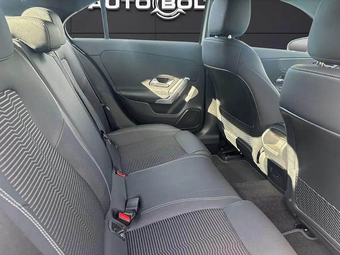 Mercedes-Benz A 180 MBUX Progressive - Thumbnail 14