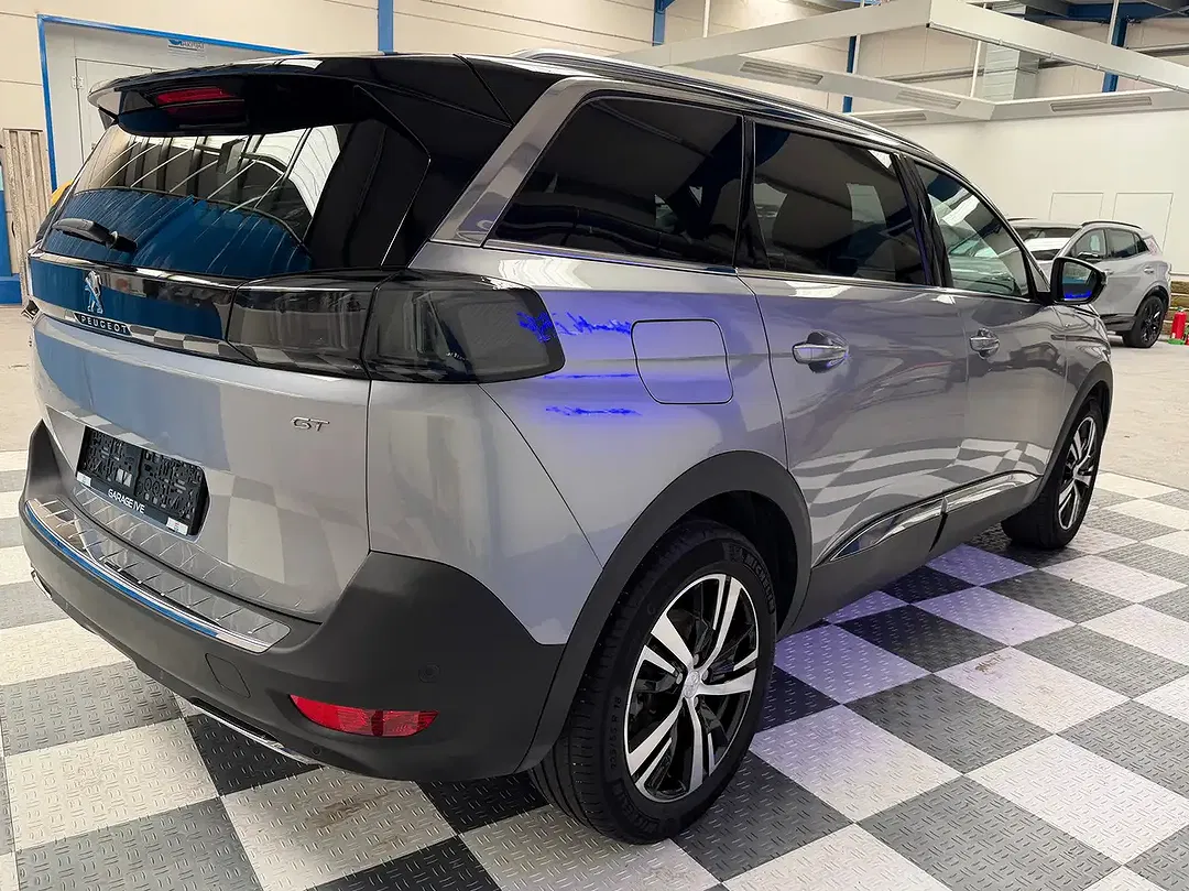 Peugeot 5008 PureTech GT - Thumbnail 3