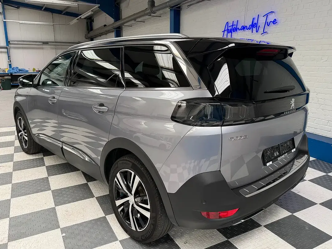 Peugeot 5008 PureTech GT - Thumbnail 5