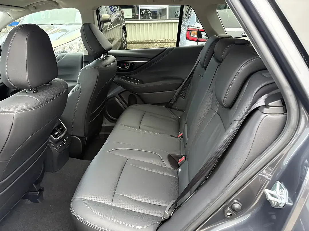 Subaru OUTBACK Platinum - Thumbnail 8