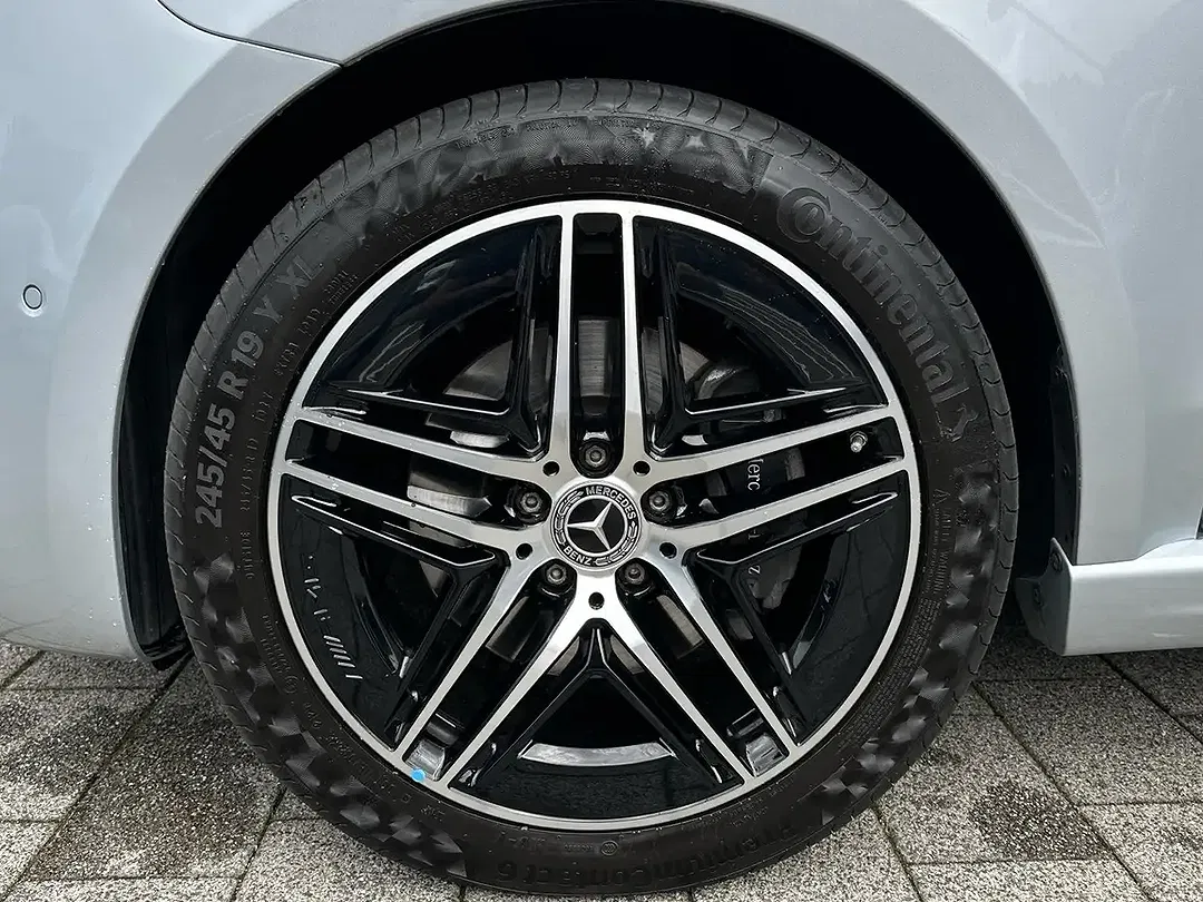Mercedes-Benz V 300 9G-TRONIC AMG Avantgarde - Thumbnail 7