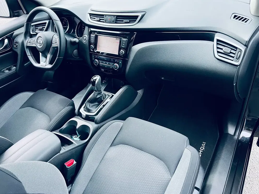 Nissan Qashqai 1.3 DIG-T DCT - Thumbnail 12