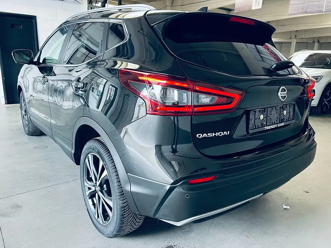Nissan Qashqai 1.3 DIG-T DCT - foto 2