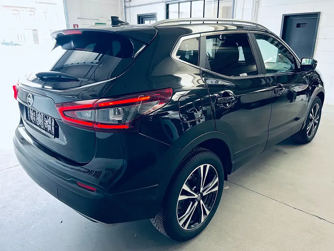 Nissan Qashqai 1.3 DIG-T DCT - Thumbnail 4