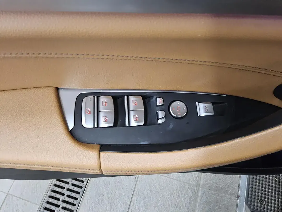 BMW X3 xDrive xLine - Thumbnail 6