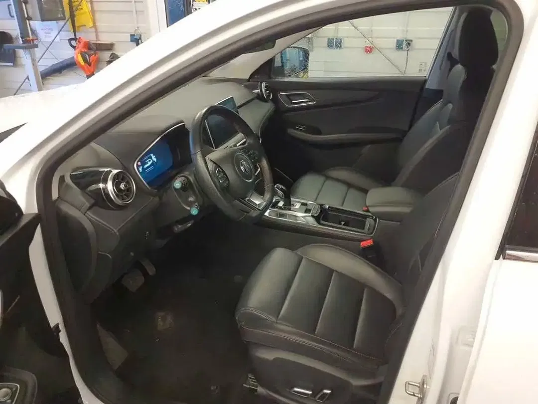 MG EHS PHEV Comfort - Thumbnail 9