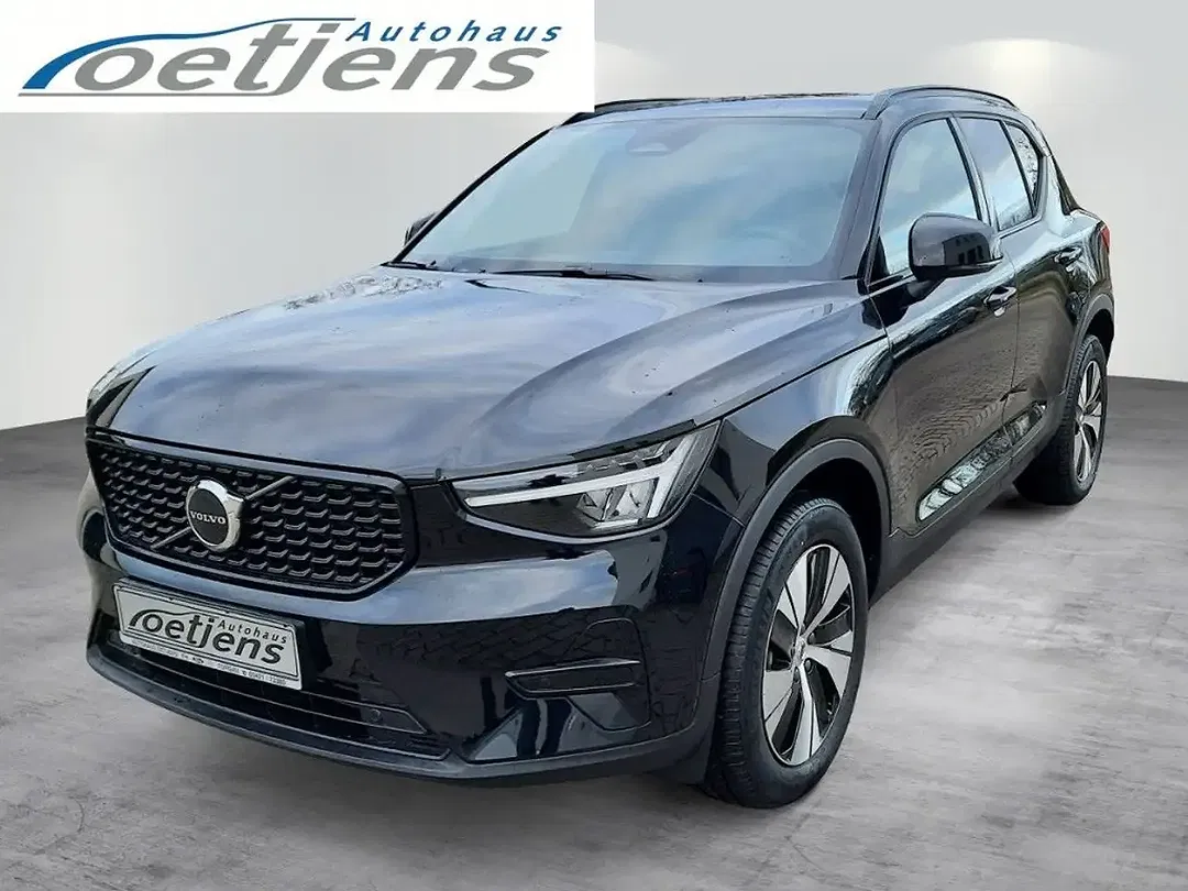 Volvo XC40 B3 MHEV Plus Dark - foto 1