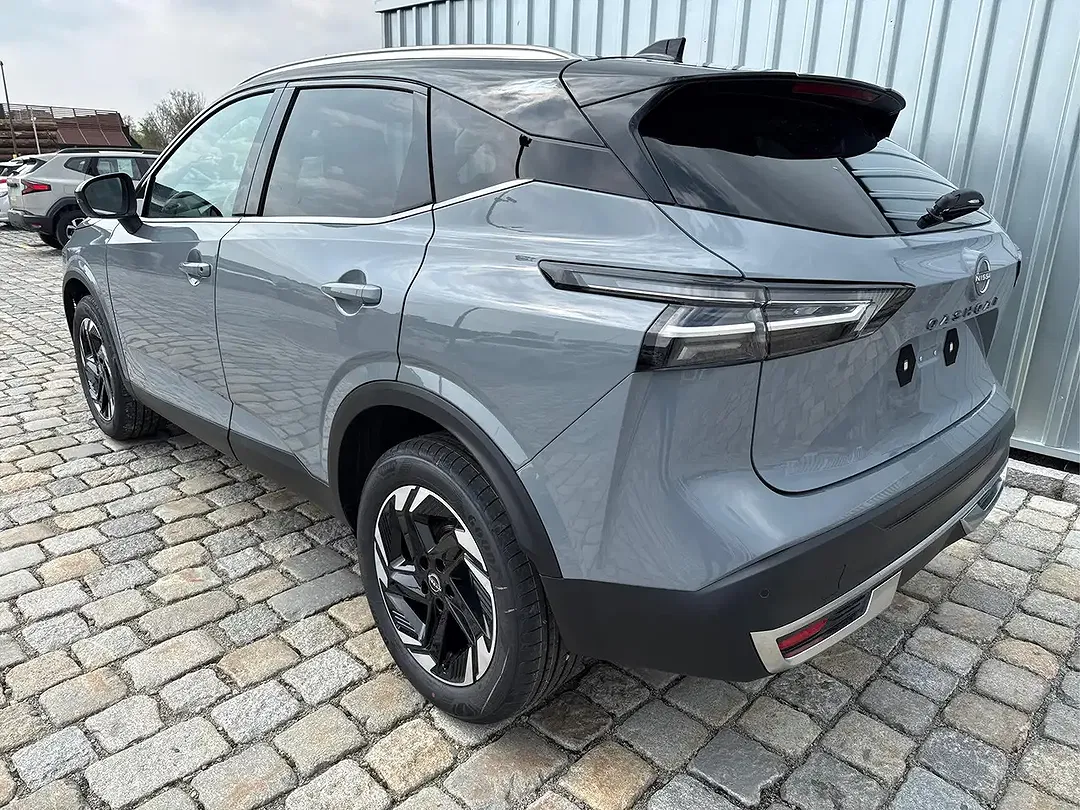 Nissan Qashqai 1.3 DIG-T MHEV AUT N-Connecta - Thumbnail 4