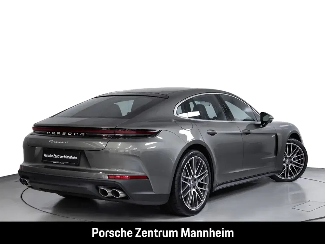 Porsche Panamera 4 - Thumbnail 11