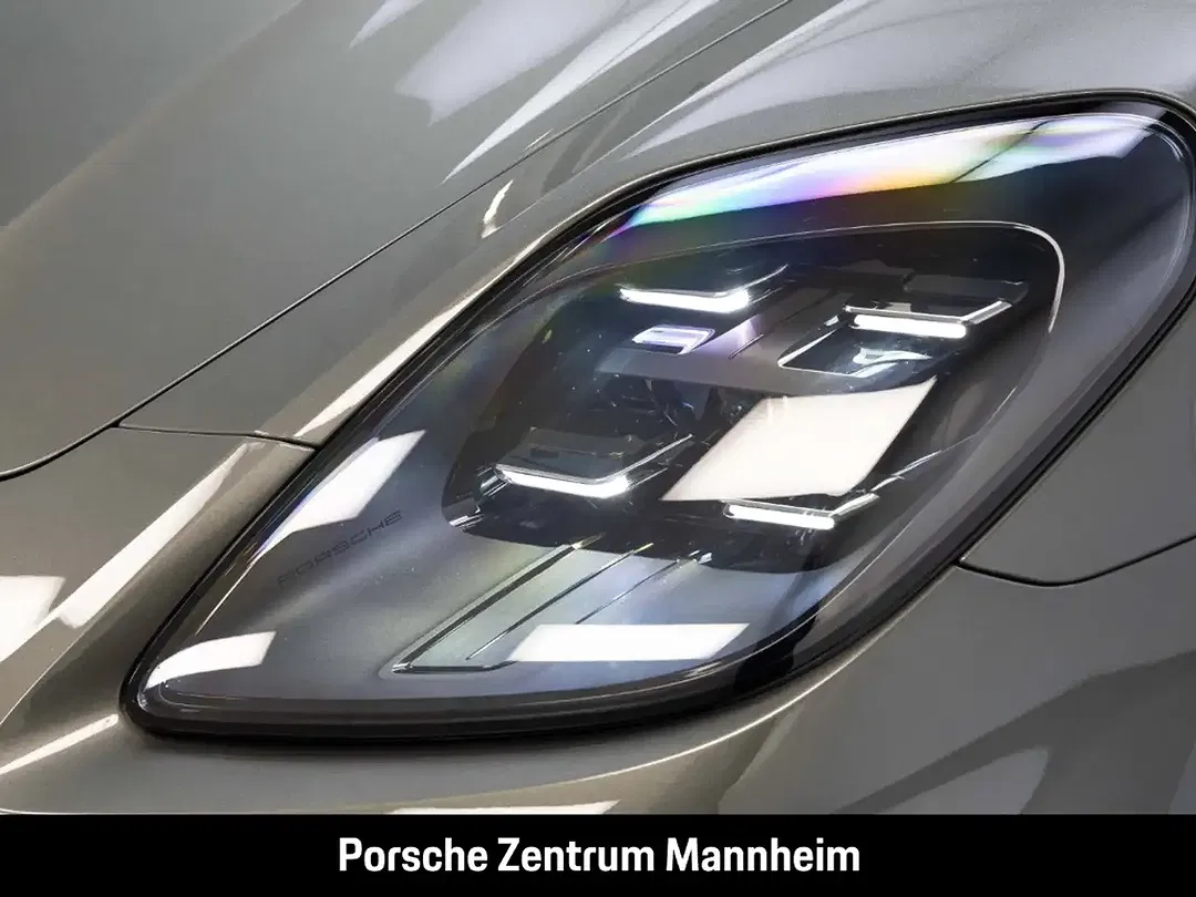 Porsche Panamera 4 - Thumbnail 13