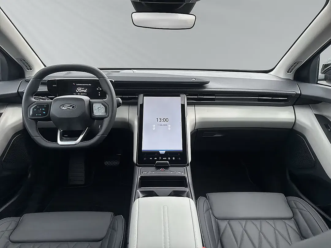 Ford Explorer Premium - Thumbnail 11