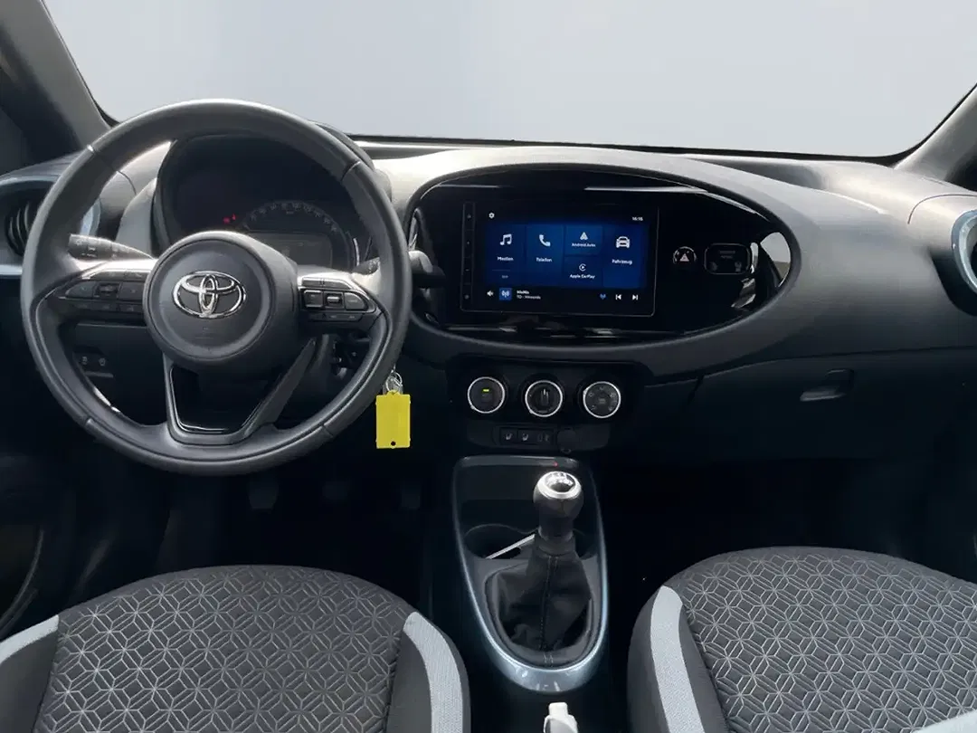 Toyota Aygo X Teamplayer - Thumbnail 9