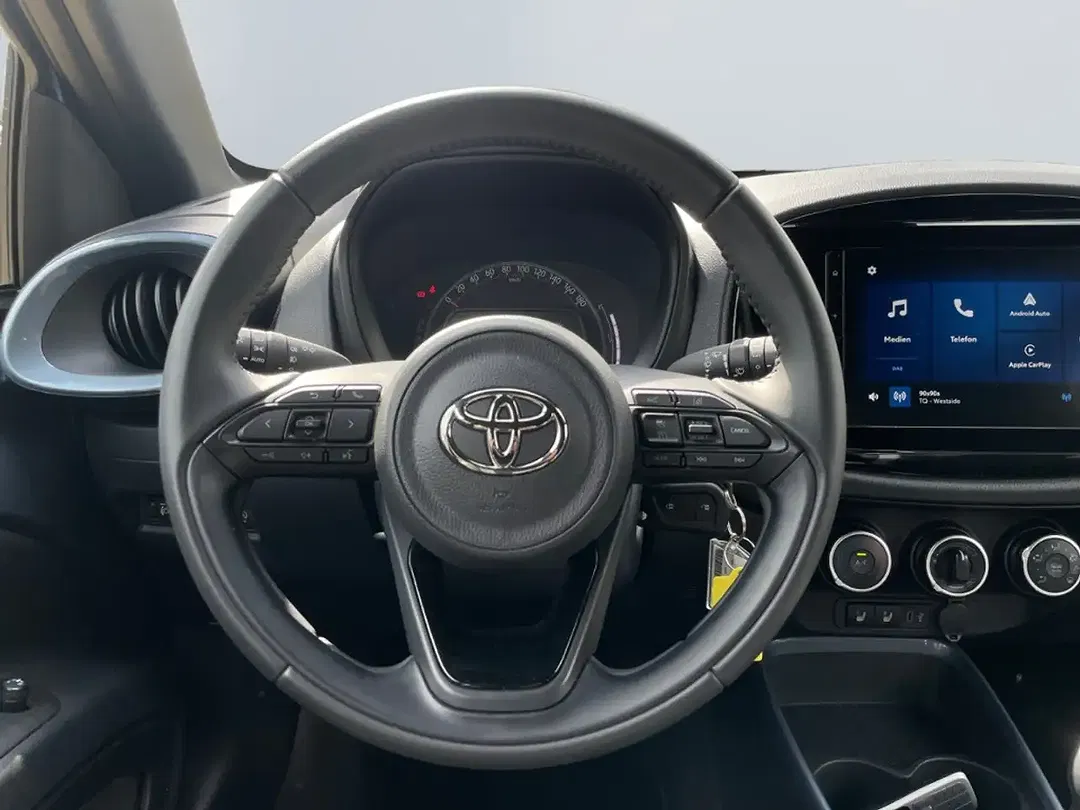 Toyota Aygo X Teamplayer - Thumbnail 10