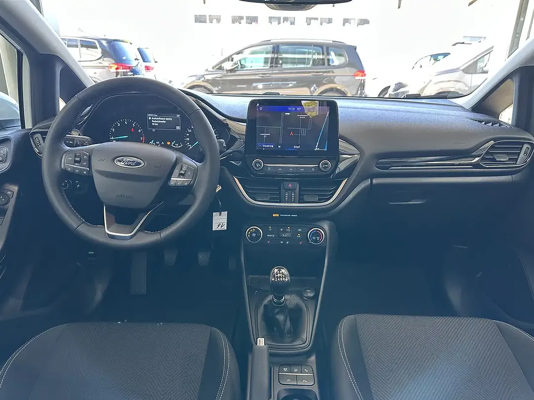 Ford Fiesta Cool & Connect - Thumbnail 9