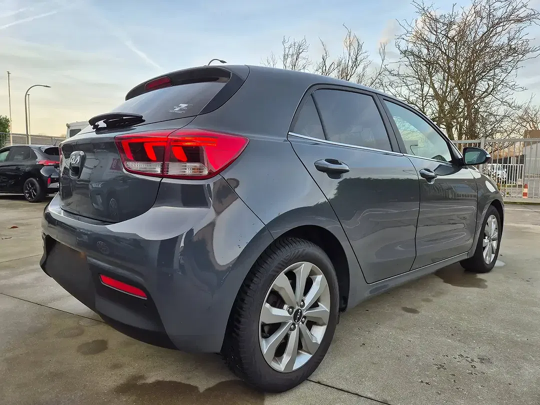 Kia Rio 1.0 - Thumbnail 11
