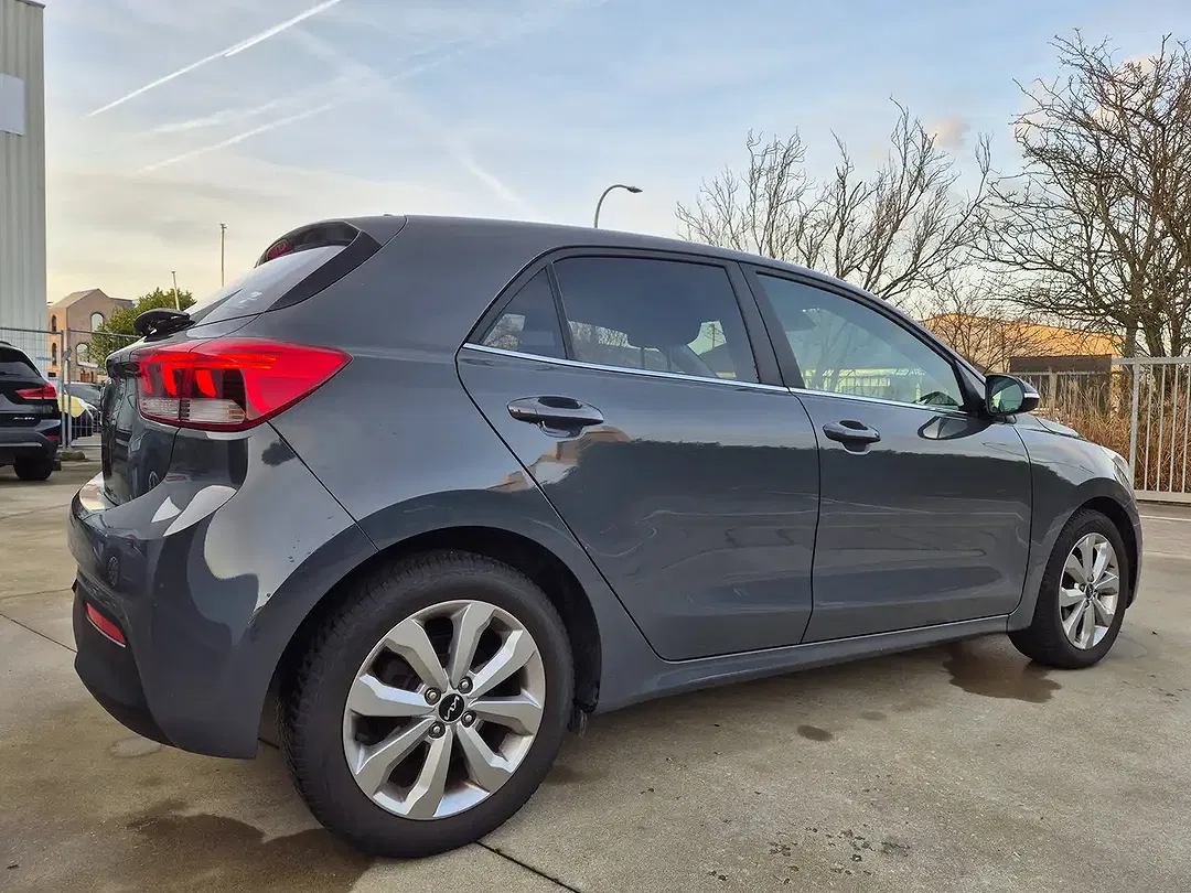 Kia Rio 1.0 - Thumbnail 12