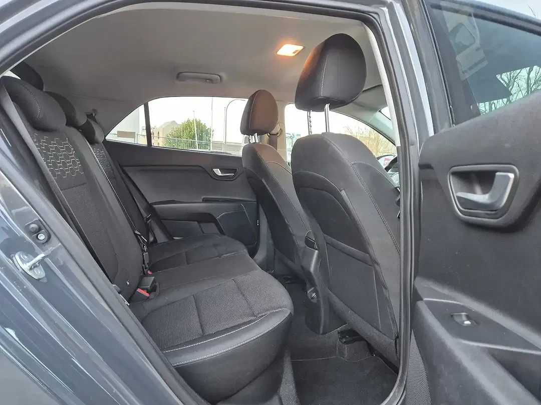 Kia Rio 1.0 - foto 15