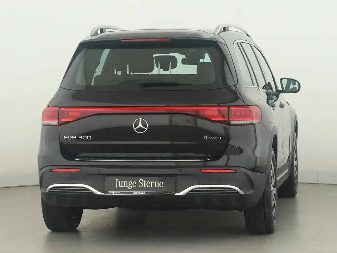 Mercedes-Benz EQB 300 4MATIC AMG - Thumbnail 6