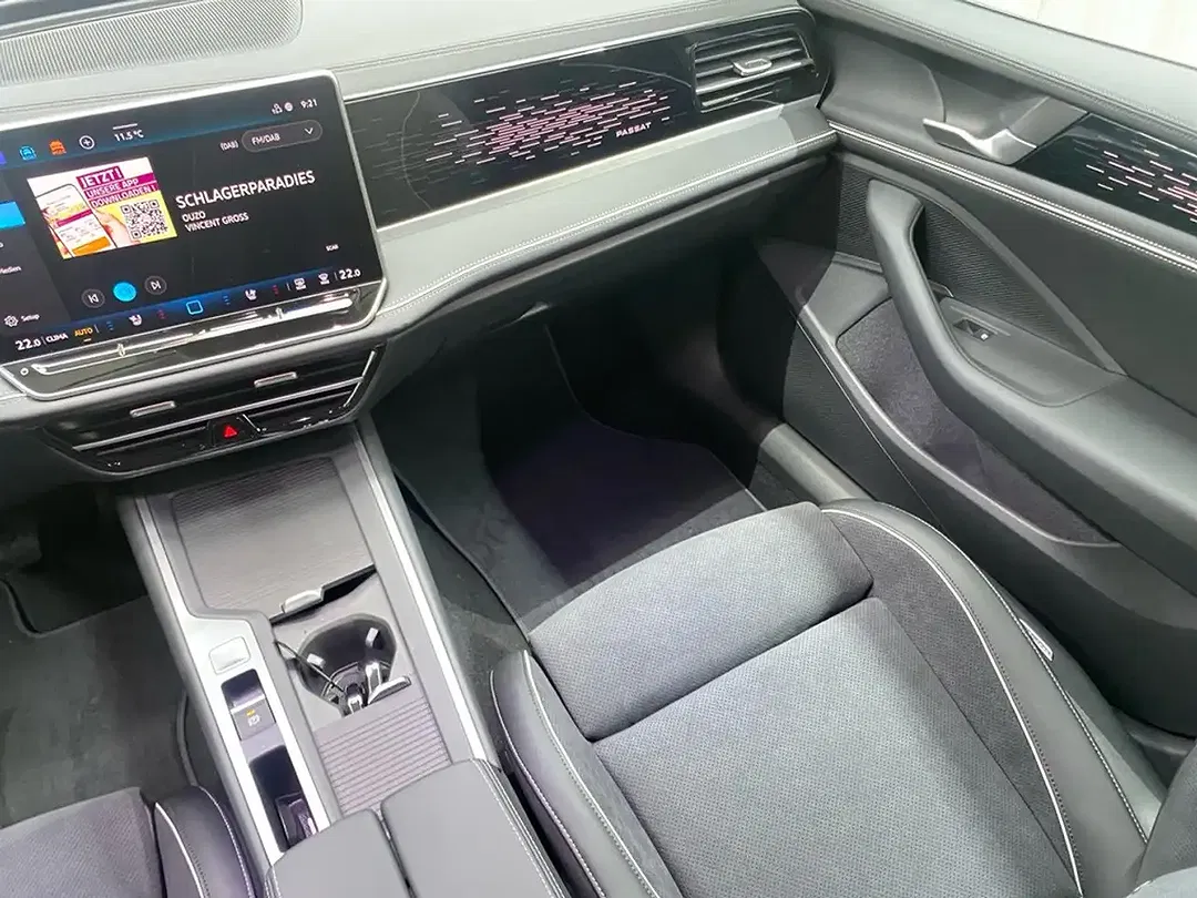 Volkswagen Passat Variant 2.0 TDI DSG Business - Thumbnail 8
