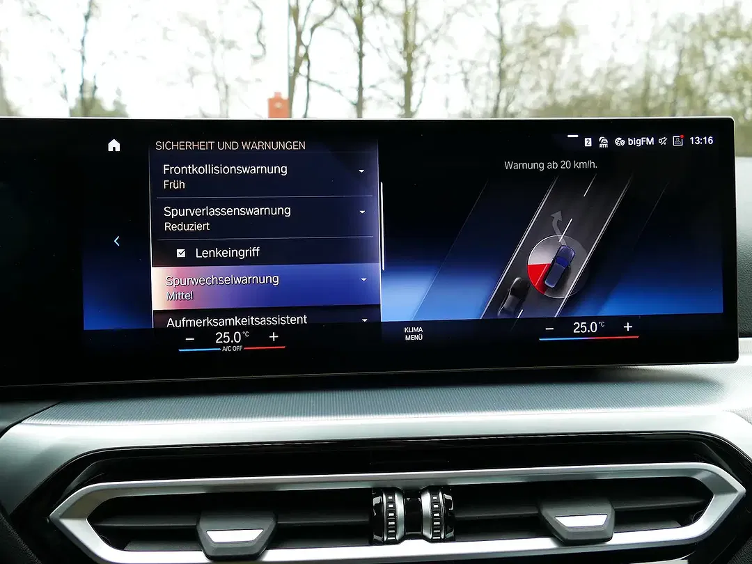 BMW 320 Touring - Thumbnail 12