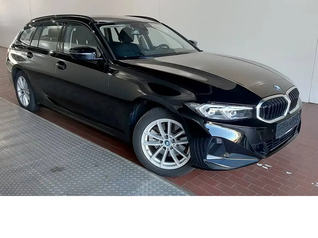 BMW 320 Touring - Thumbnail 2