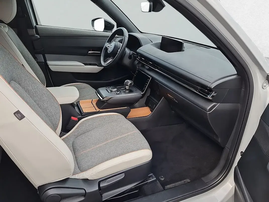 Mazda MX-30 e-SKYACTIV - Thumbnail 5