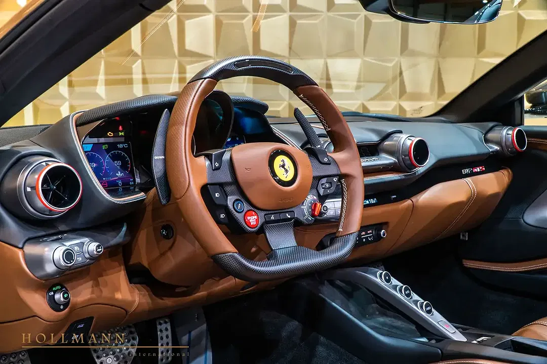 Ferrari 812 GTS - Thumbnail 8