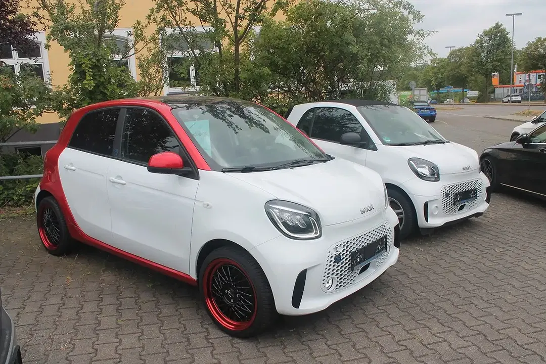 smart forFour - Thumbnail 3