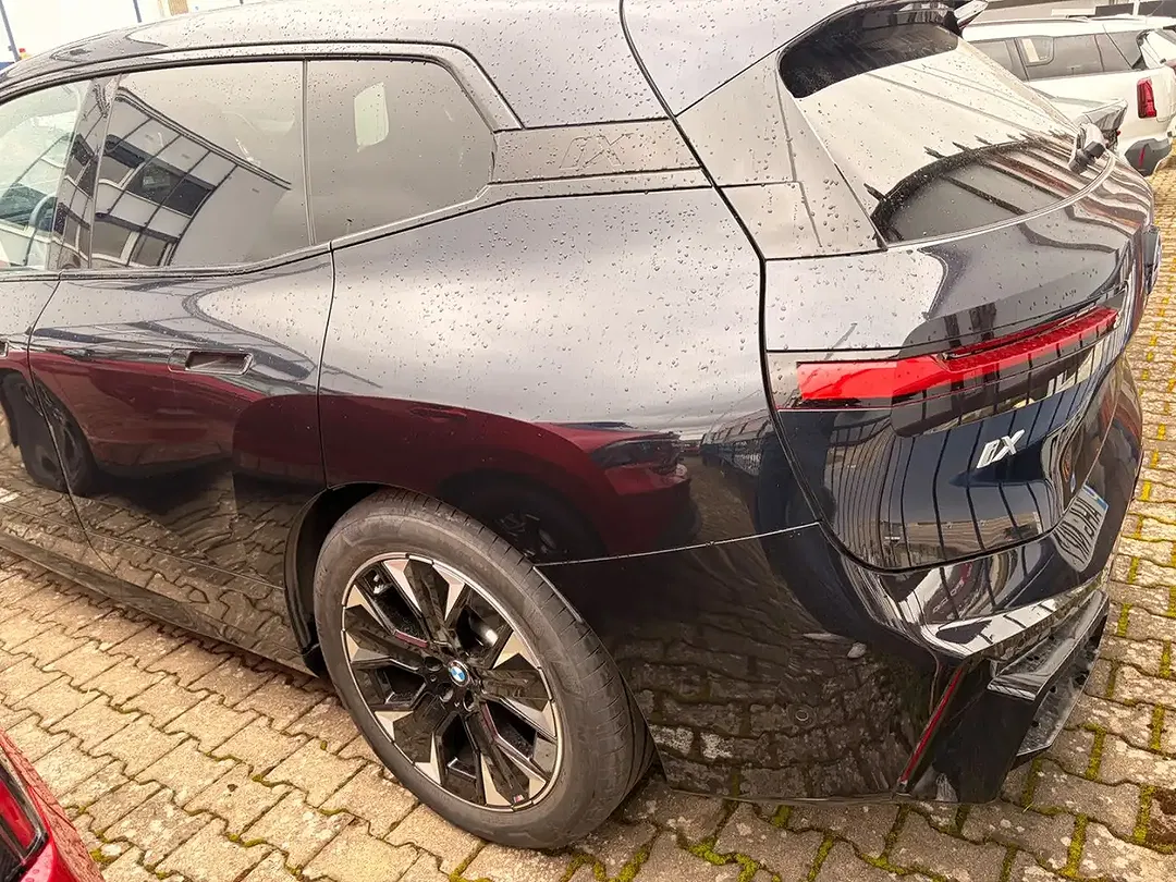BMW iX xDrive M Sport Suite - foto 2