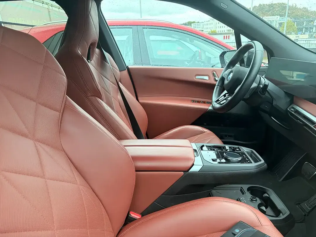 BMW iX xDrive M Sport Suite - Thumbnail 4