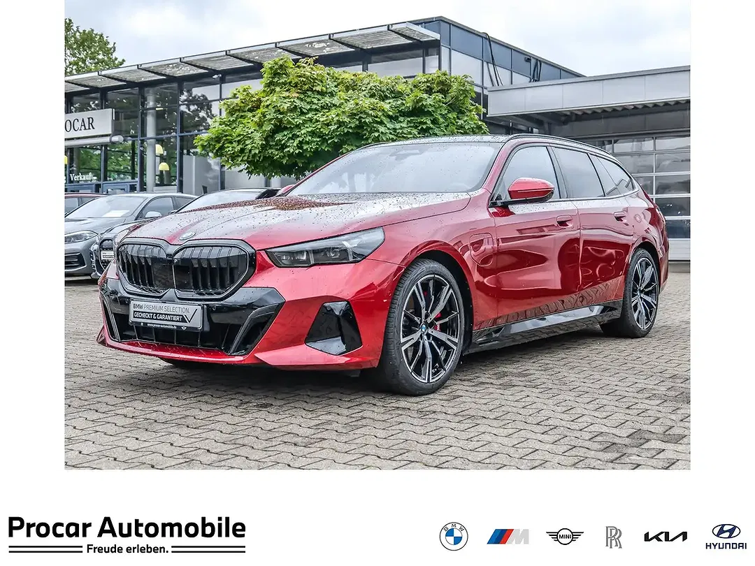 BMW 550 xDrive Touring M Sport Pro - Thumbnail 1