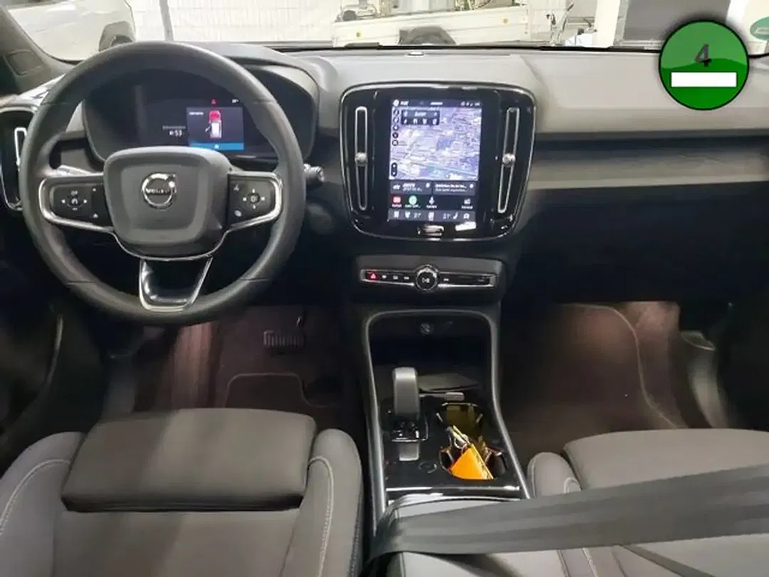Volvo XC40 Recharge Plus - Thumbnail 12