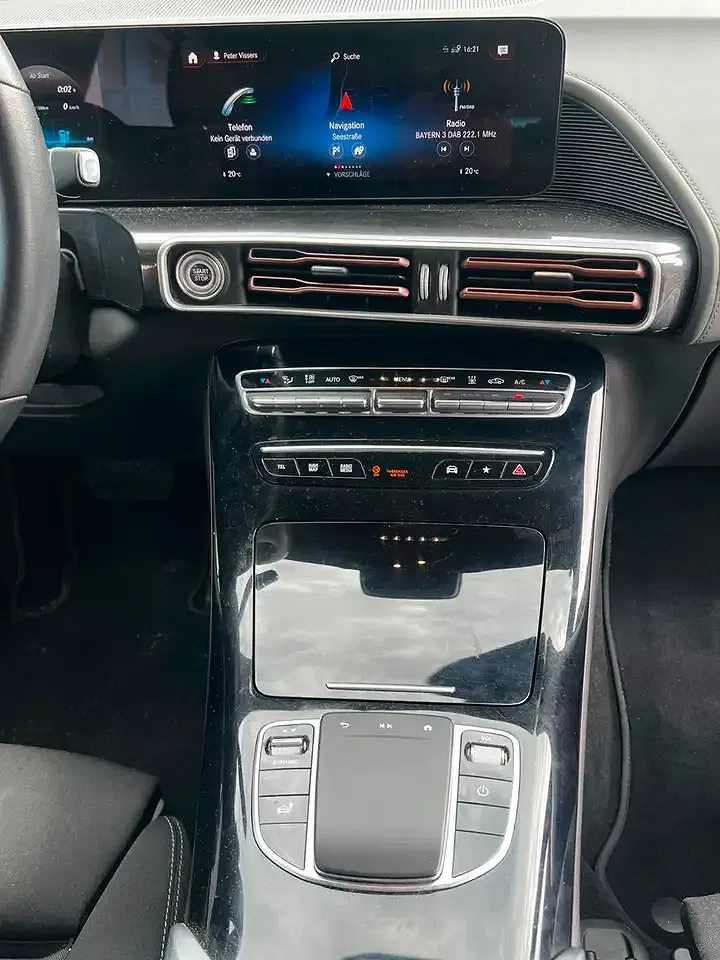 Mercedes-Benz EQC 400 4MATIC - Thumbnail 12