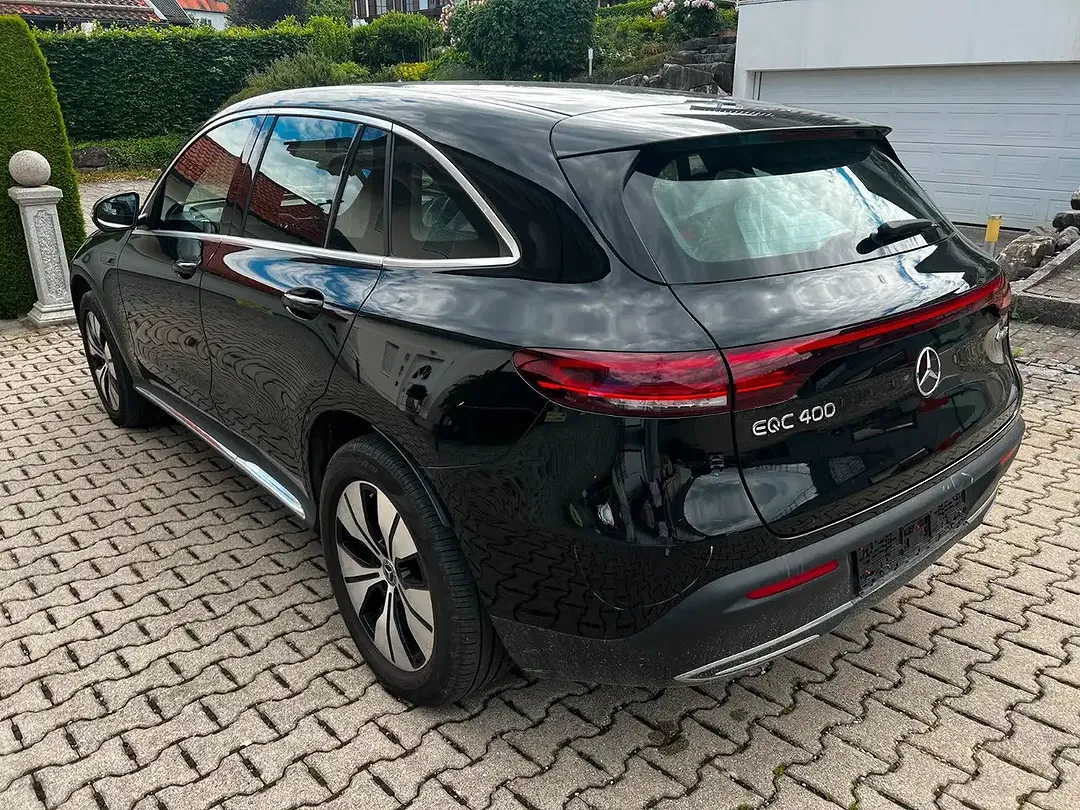 Mercedes-Benz EQC 400 4MATIC - Thumbnail 7