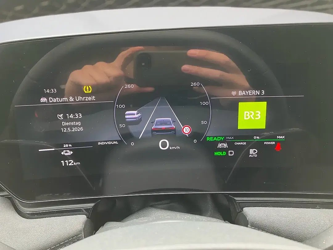 Audi S6 e-tron Avant S line Edition One - Thumbnail 10