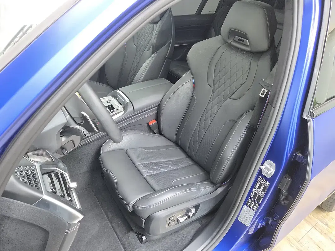BMW X7 M Individual - foto 8
