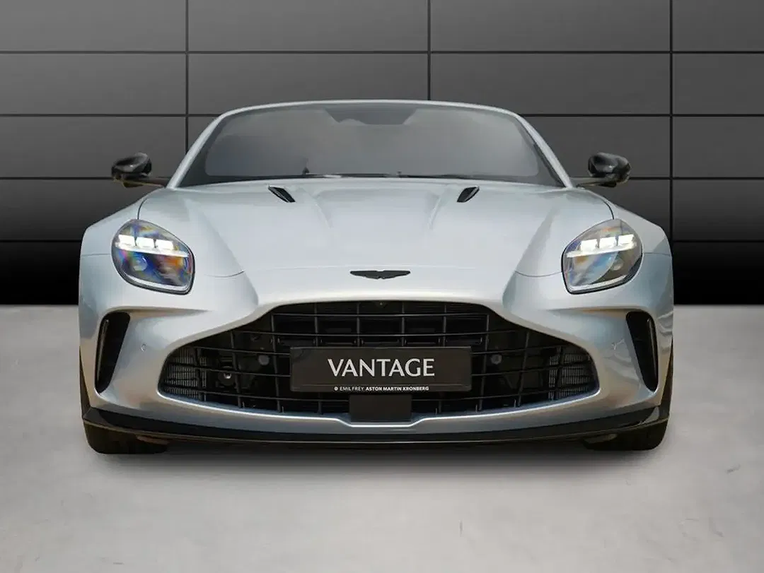 Aston Martin V8 S Roadster - Thumbnail 7