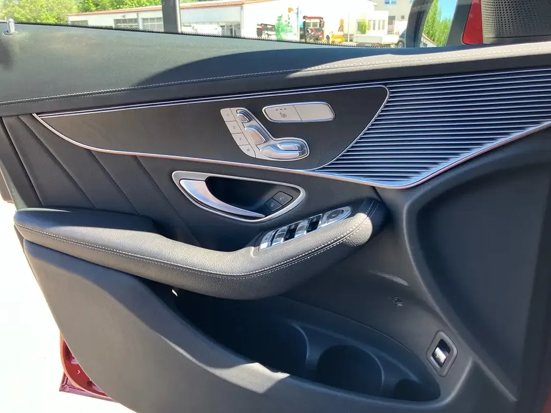 Mercedes-Benz EQC 400 4MATIC MBUX AMG Line - foto 14