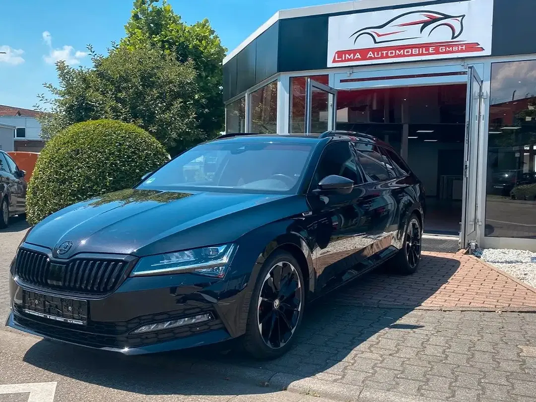 Skoda Superb Combi Sportline - Thumbnail 3
