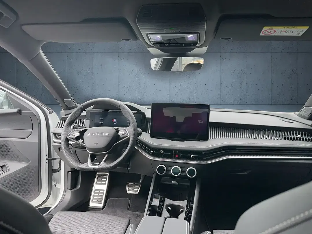 Skoda Superb Sportline Suite - Thumbnail 10