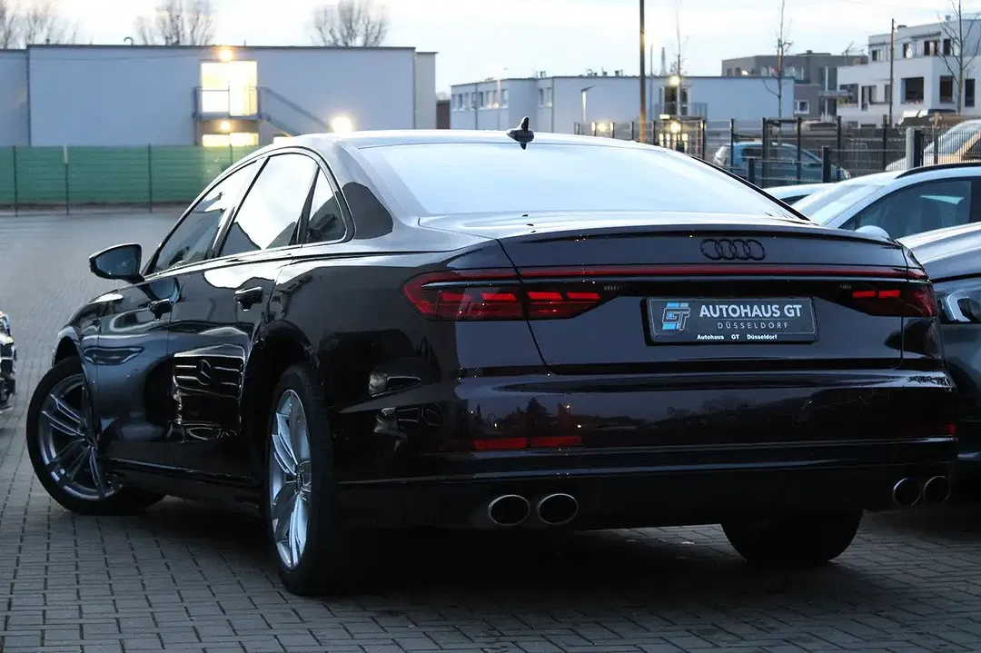 Audi S8 4.0 TFSI quattro - foto 2