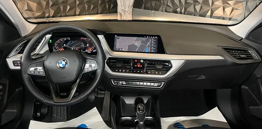 BMW 116 - Thumbnail 6