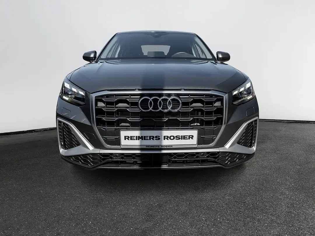 Audi Q2 35 TFSI S tronic S line - Thumbnail 2
