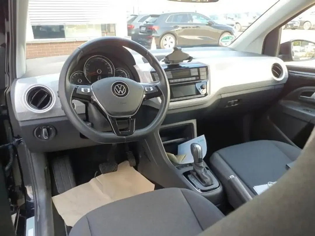 Volkswagen e-up! Style Plus - Thumbnail 3