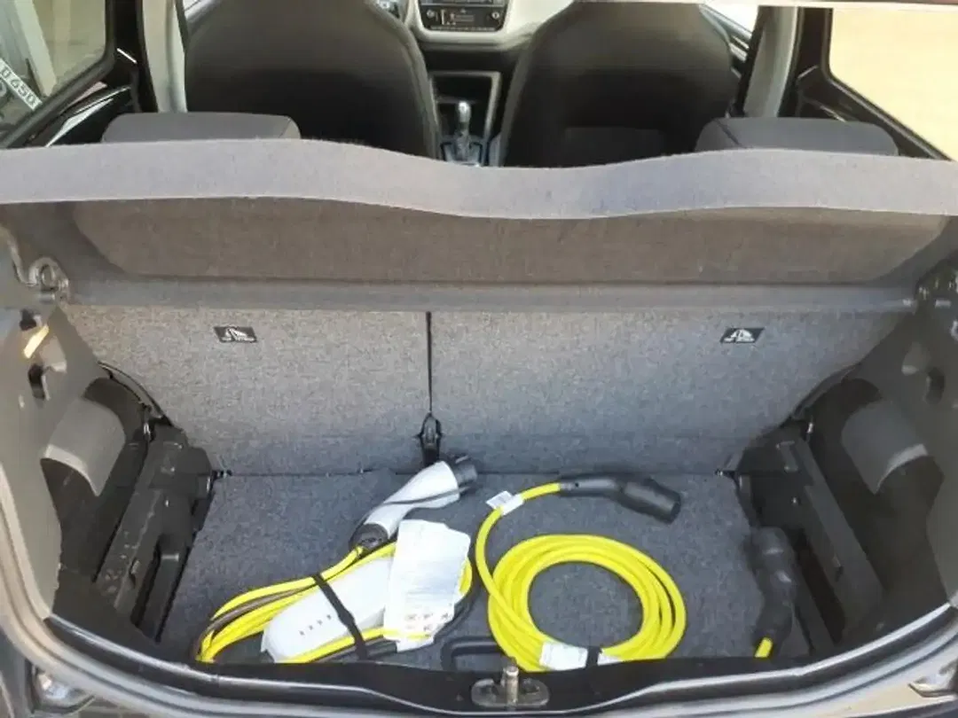 Volkswagen e-up! Style Plus - Thumbnail 7