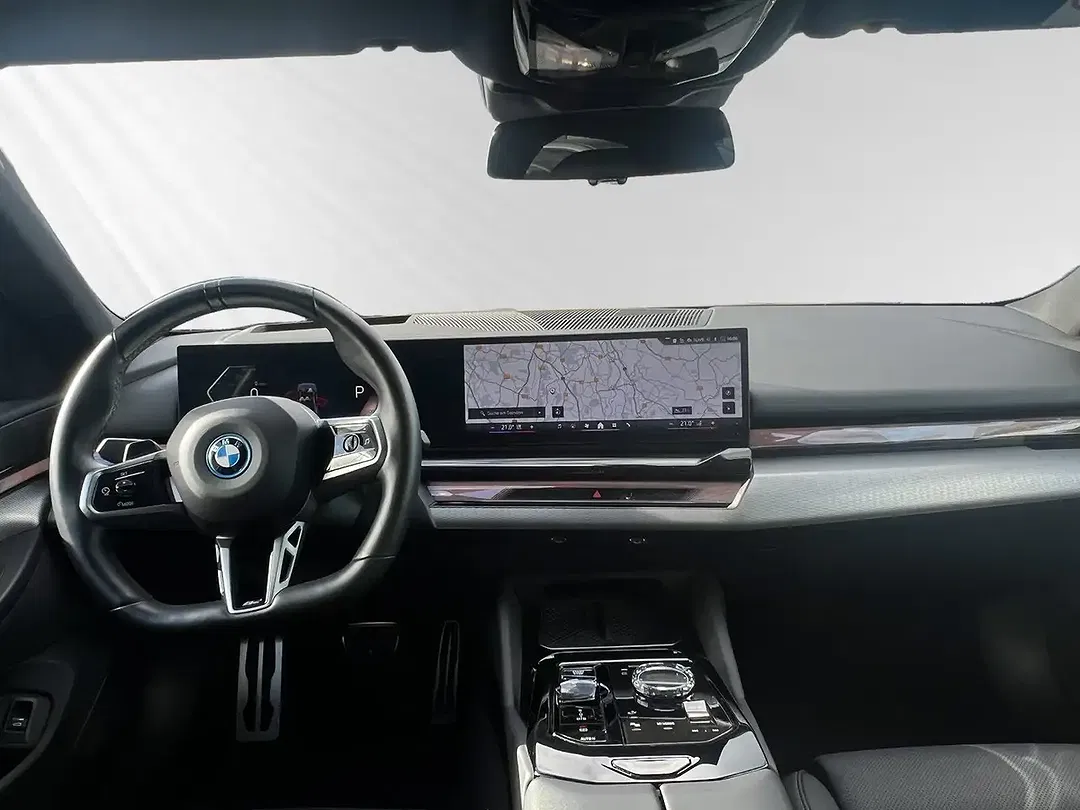 BMW i5 eDrive M - Thumbnail 6