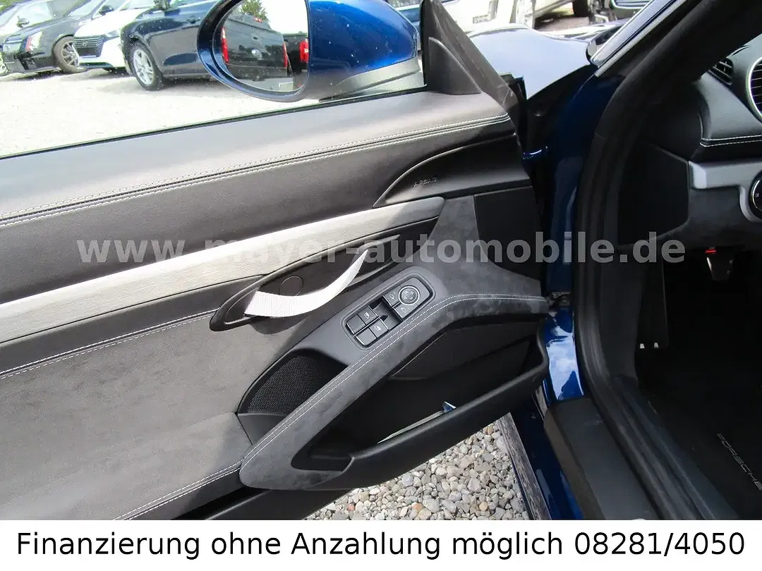 Porsche Cayman - Thumbnail 23