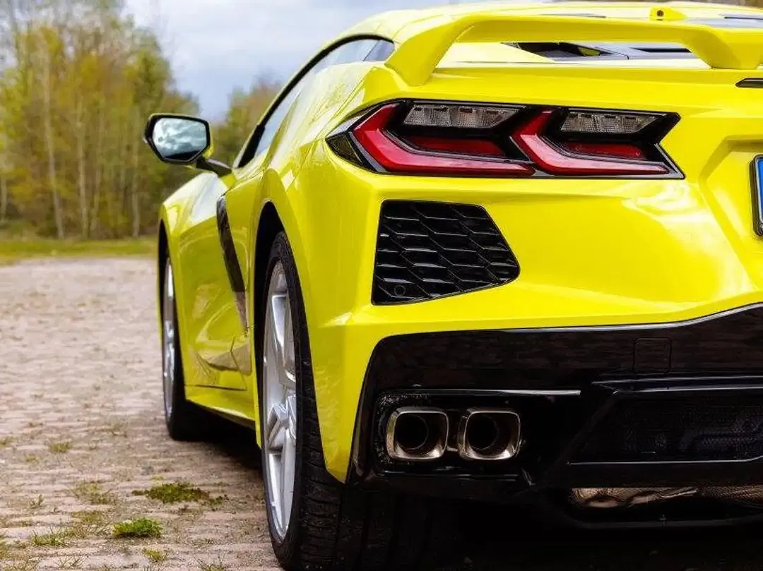 Corvette C8 Z51 2LT - Thumbnail 3