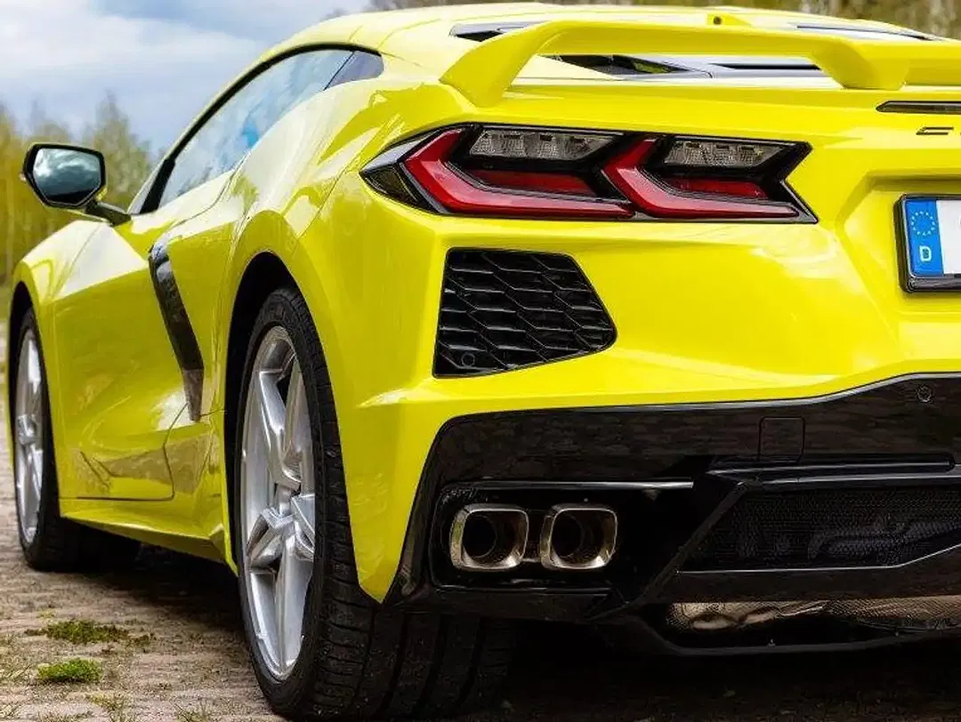 Corvette C8 Z51 2LT - Thumbnail 4