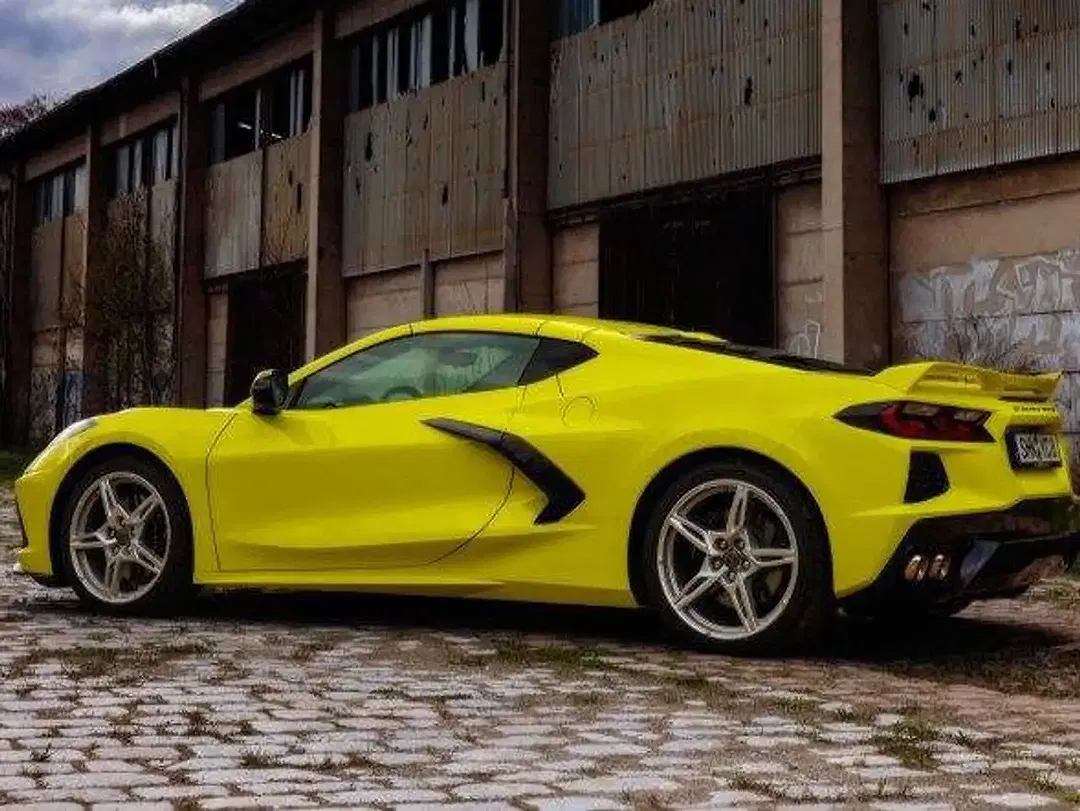 Corvette C8 Z51 2LT - Thumbnail 8